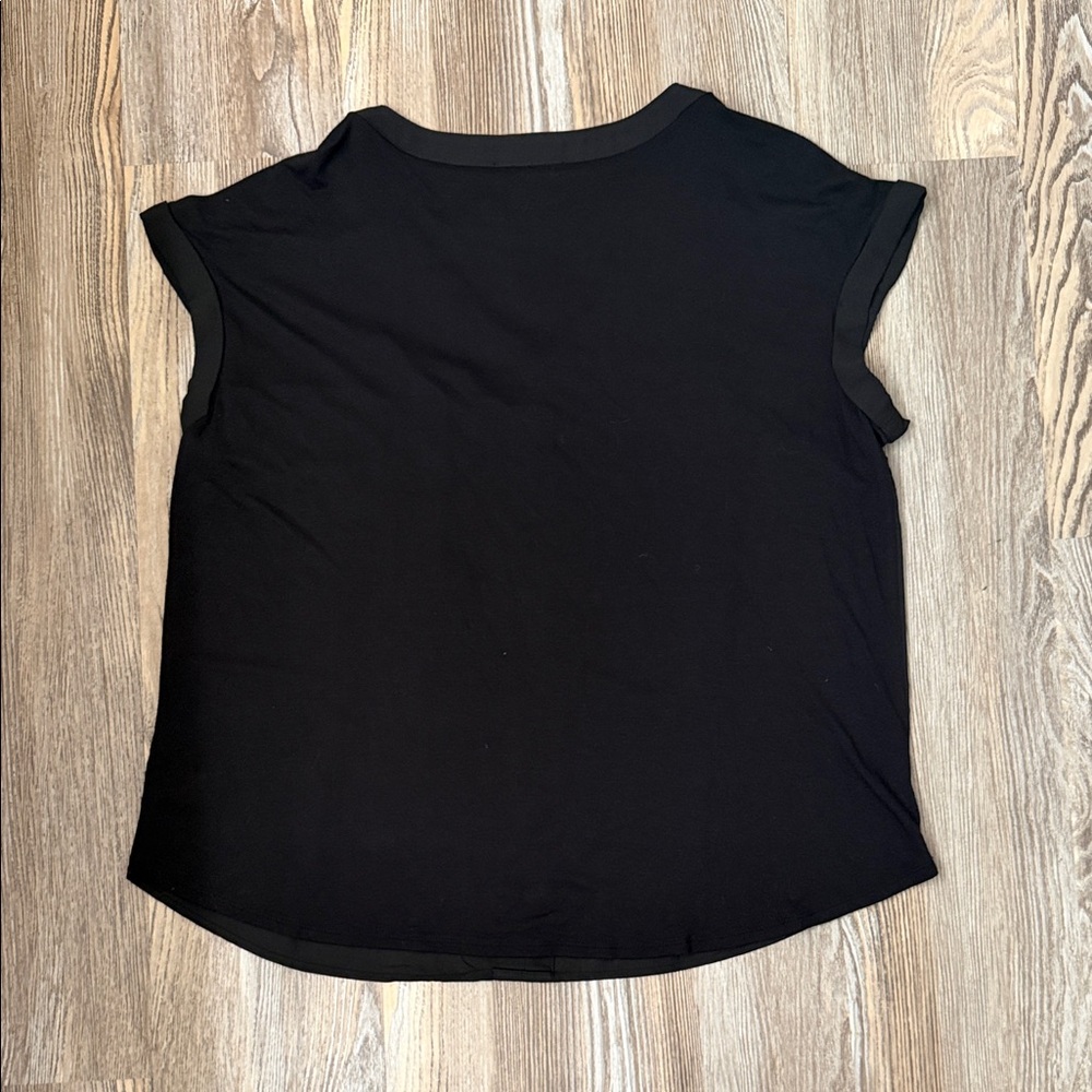 Fortune + Ivy Black Blouse - Picture 3 of 3